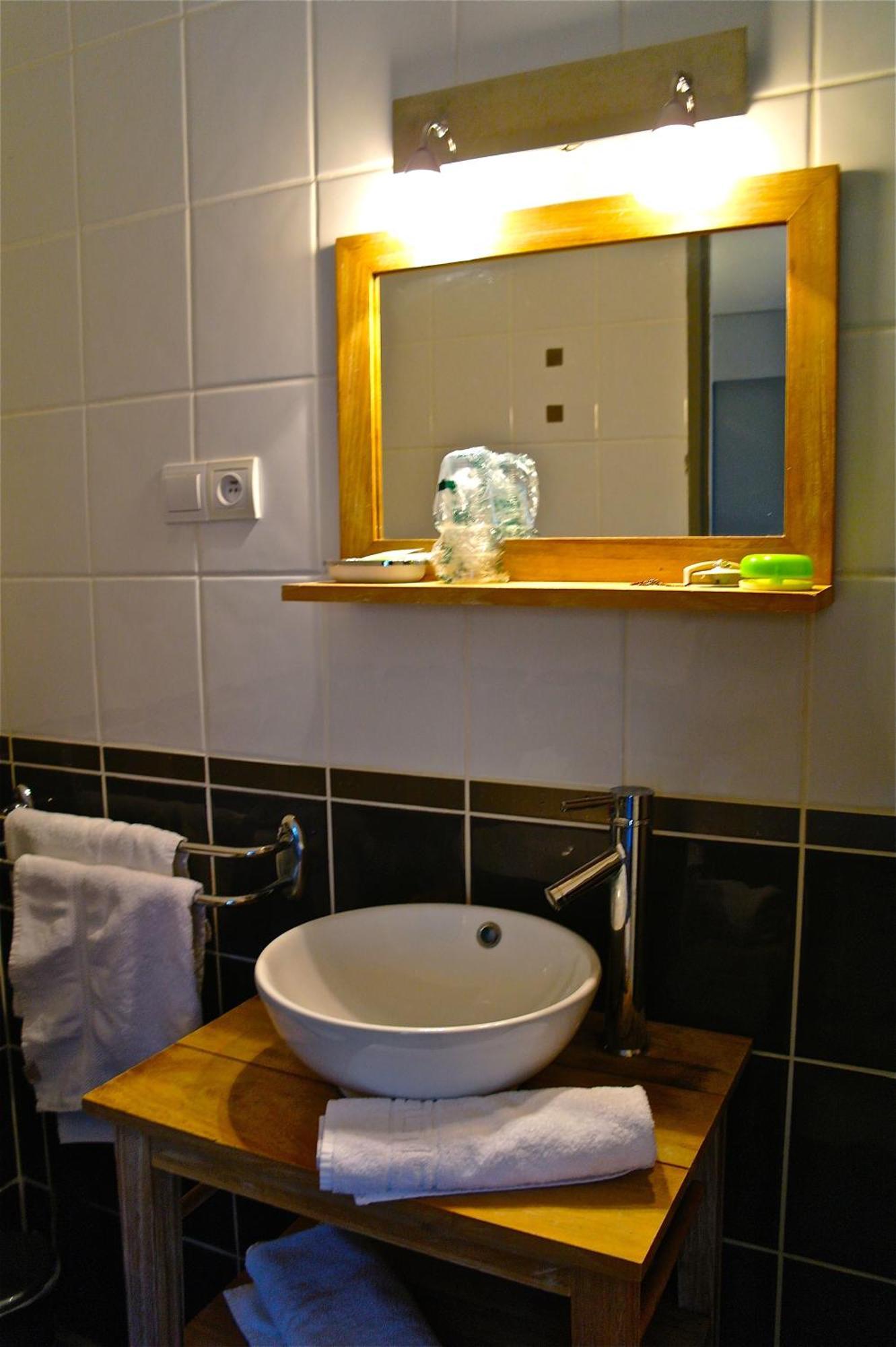 Hotel Le Grillon LʼÎle-Rousse Zewnętrze zdjęcie