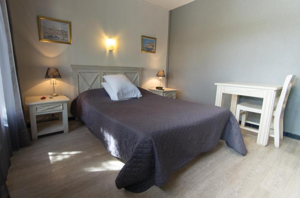 Hotel Le Grillon LʼÎle-Rousse Zewnętrze zdjęcie