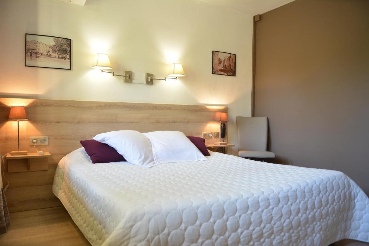 Hotel Le Grillon LʼÎle-Rousse Zewnętrze zdjęcie