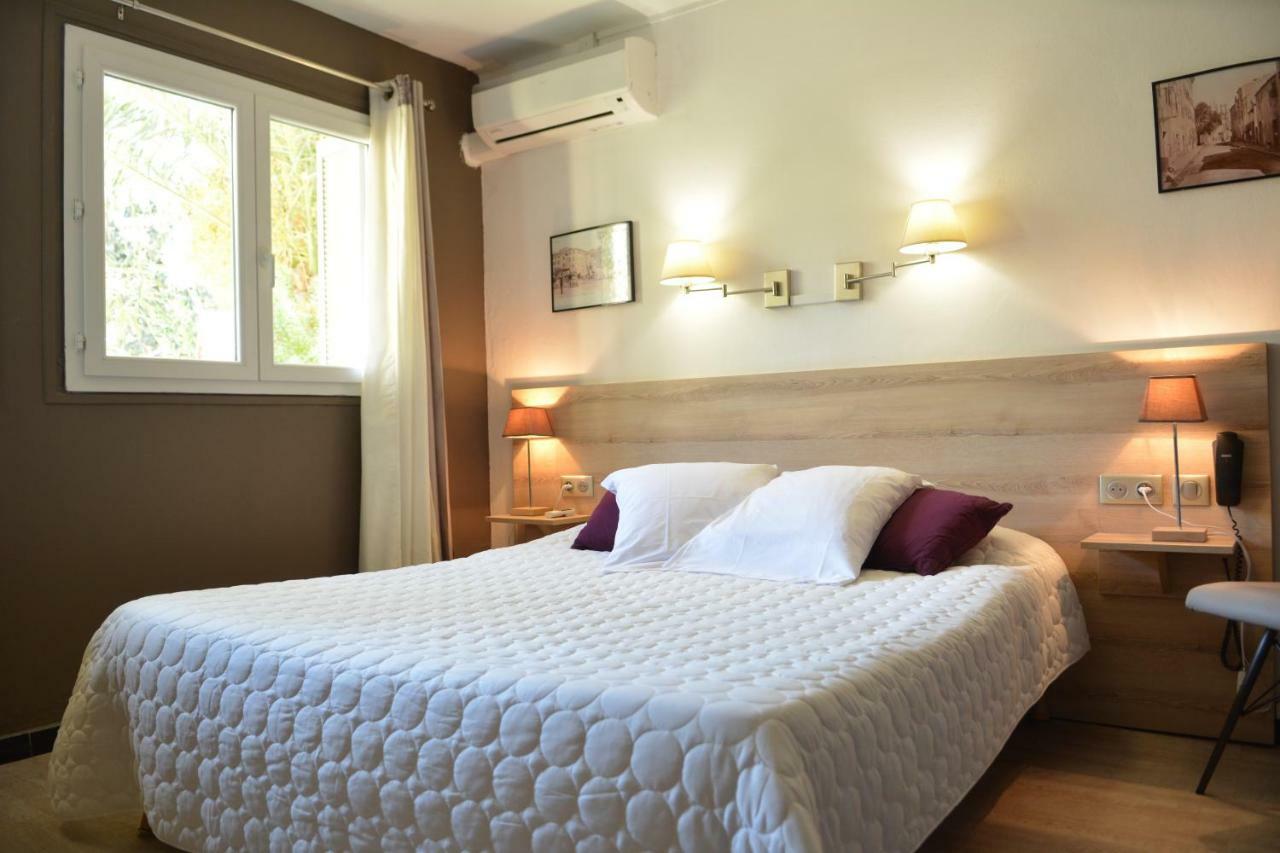 Hotel Le Grillon LʼÎle-Rousse Zewnętrze zdjęcie